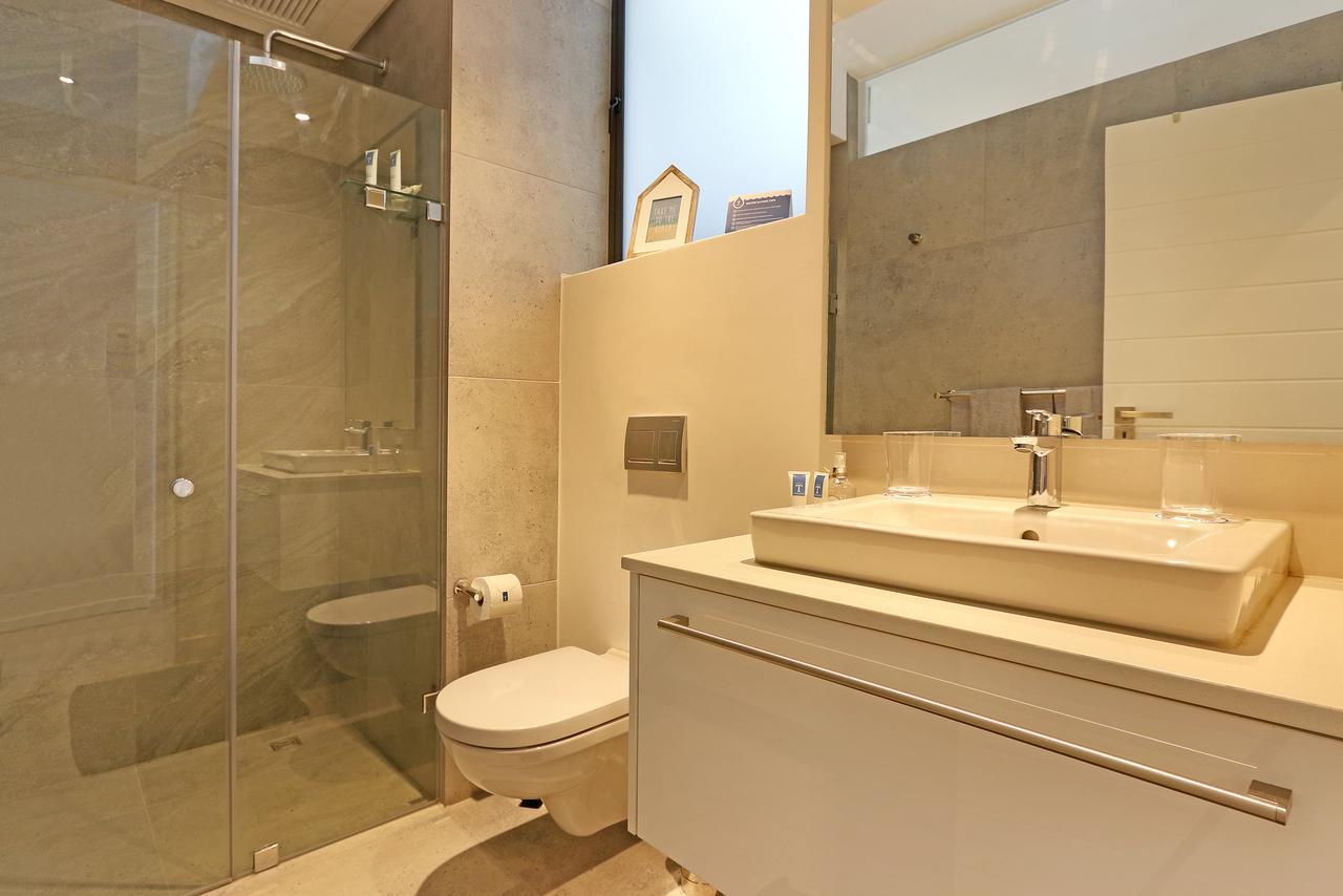 Chelsea Luxury Suites Cape Town Exterior photo