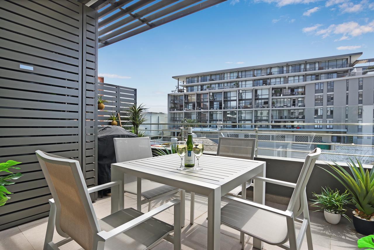 Chelsea Luxury Suites Cape Town Exterior photo